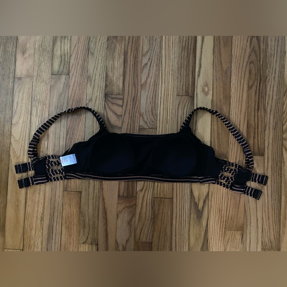 Bathing suit top. 16w - Picture 4 of 4